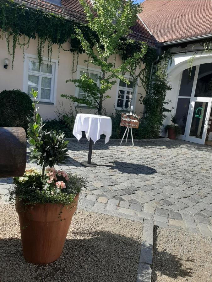 Hotel Landgasthof Zur Post Mengkofen Exterior foto